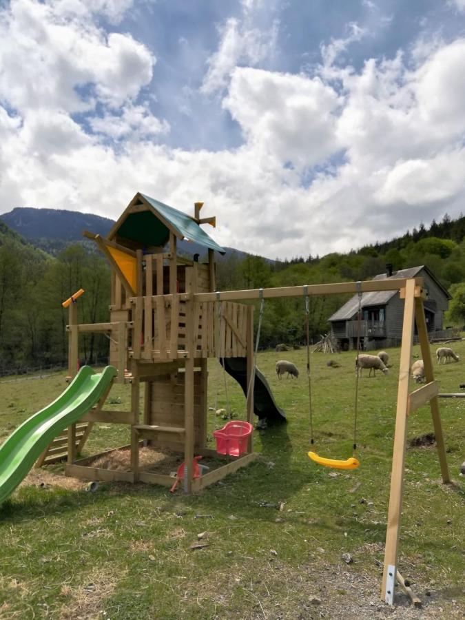 Les Chalets De La Foret D'Issaux Osse-en-Aspe 외부 사진